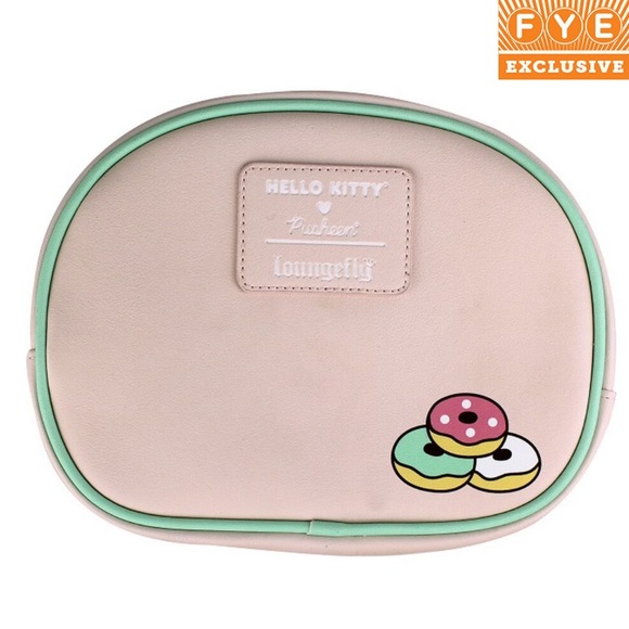 NWT Hello Kitty x Pusheen Loungefly FYE Exclusive Makeup Bags Set - Picture 3 of 6